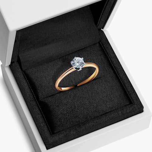 Pierścionek zaręczynowy The Journey: dwukolorowe złoto, z białym szafirem